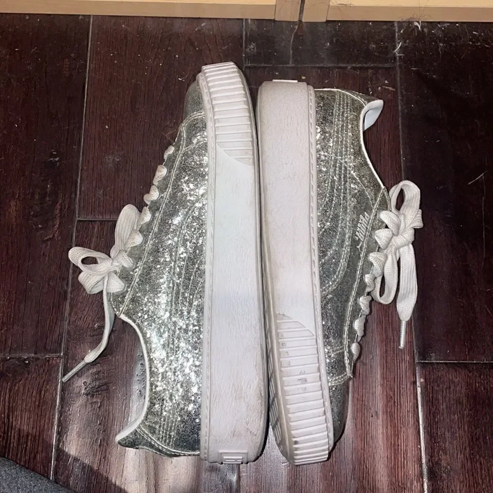 Puma silver sparkle sneaker women’s 7 - Picture 3 of 6